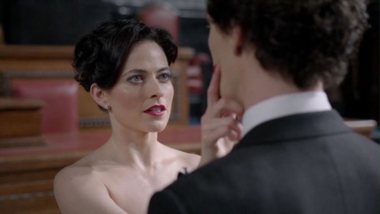 Sherlock Series 2 Episode 1 A Scandal In Belgravia Review Den Of Geek 
