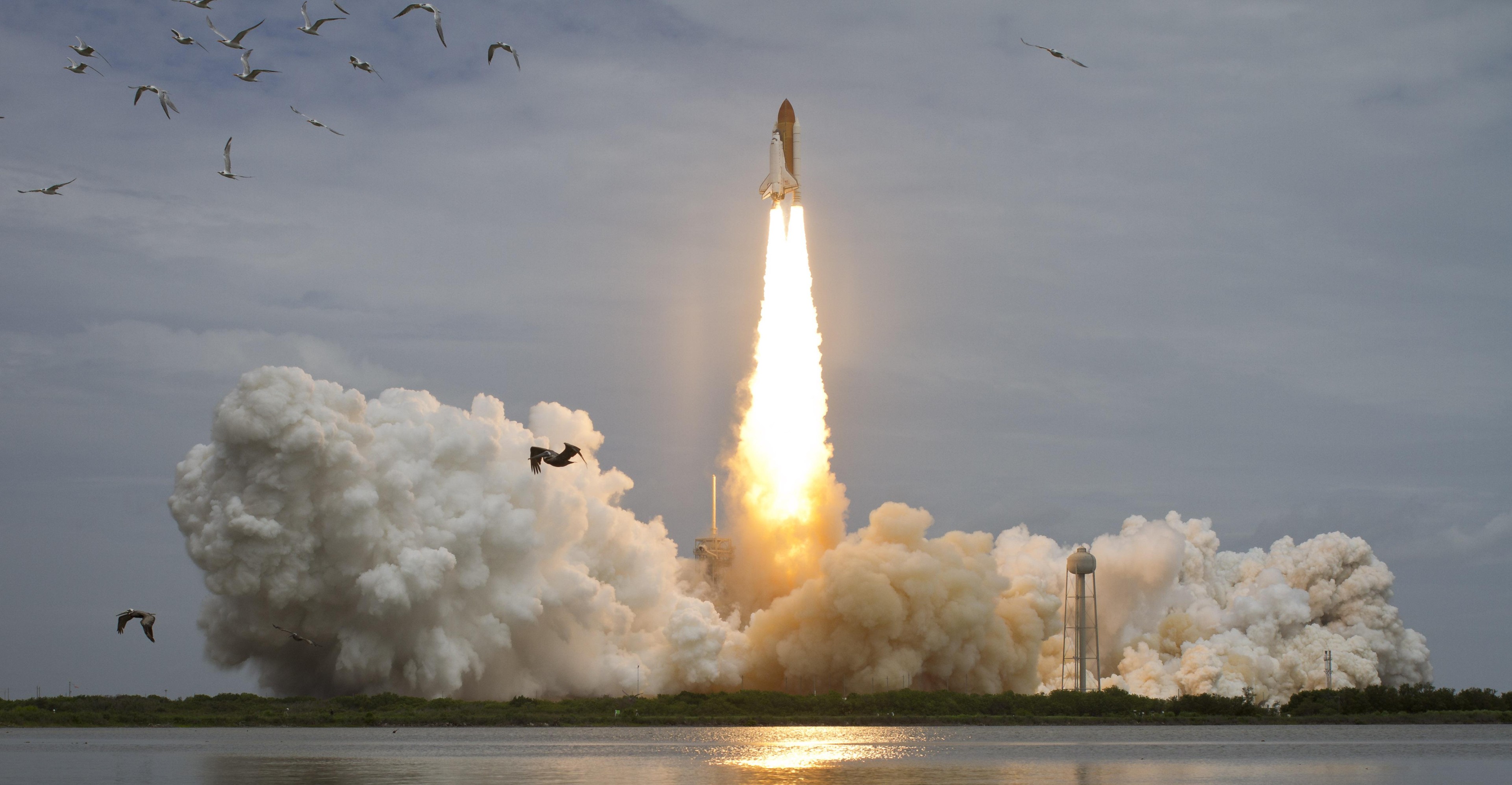 nasa space shuttle launch live video