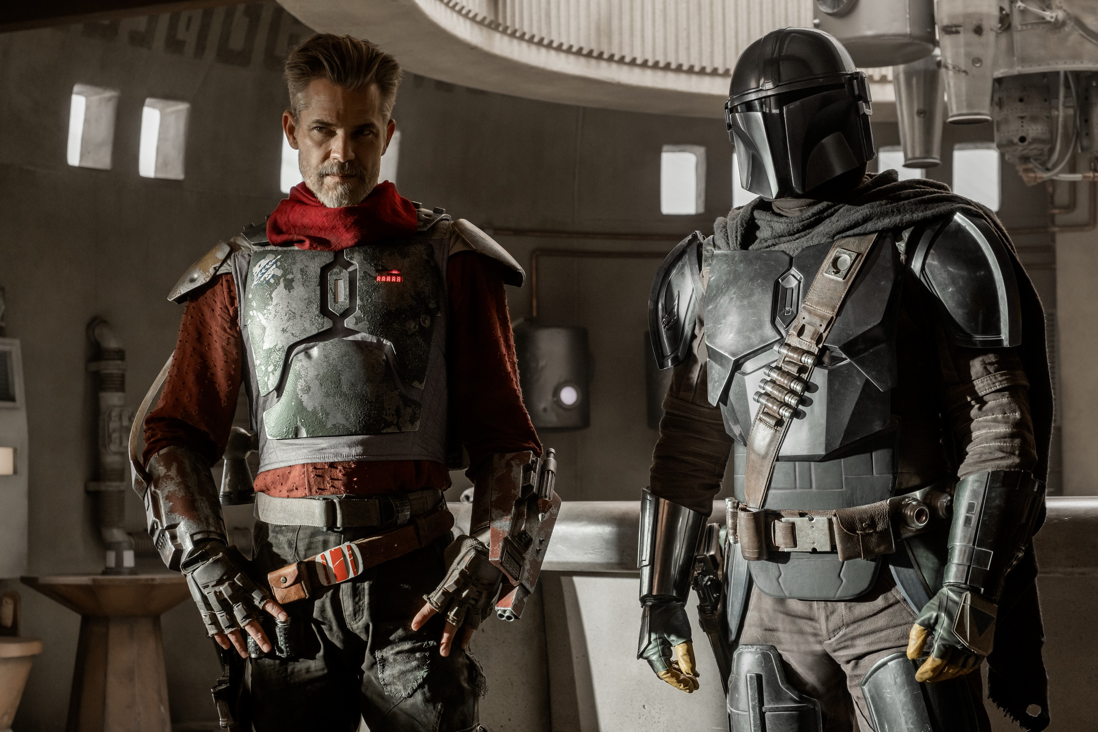 The Mandalorian Cobb Vanth Origin And Armor Explained Den Of Geek