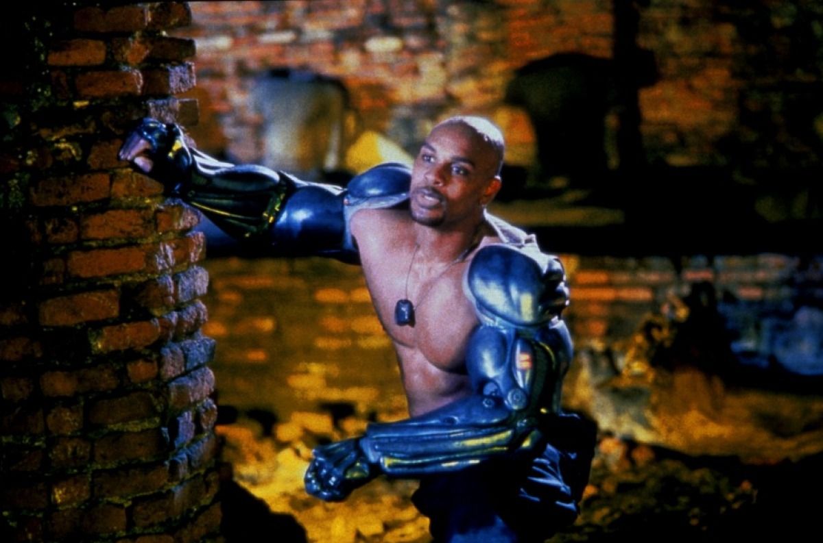 Mortal Kombat: The Many Ways Jax Got His Metal Arms