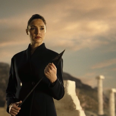 Gal Gadot as Wonder Woman in Zack Snyder's Justice League Ending