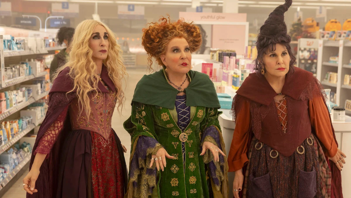 Hocus Pocus': 'I Put a Spell on You' Was Written Specifically With Bette  Midler In Mind