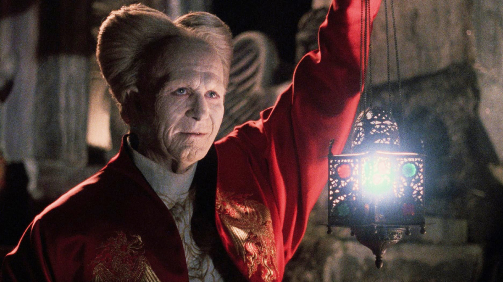 Bram Stoker's Dracula Isn't Faithful to the Book and That Doesn't ...