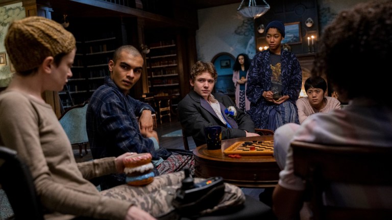 The Midnight Club. (L to R) Ruth Codd as Anya, Sauriyan Sapkota as Amesh, Igby Rigney as Kevin, Annarah Cymone as Sandra, Iman Benson as Ilonka, Aya Furukawa as Natsuki, Adia as Cheri in episode 104 of The Midnight Club.