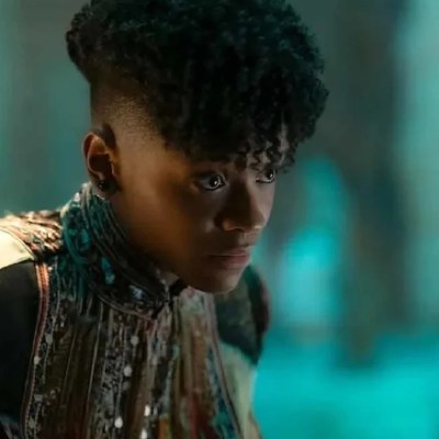 Review: In 'Wakanda Forever,' an empire mourns and rebuilds