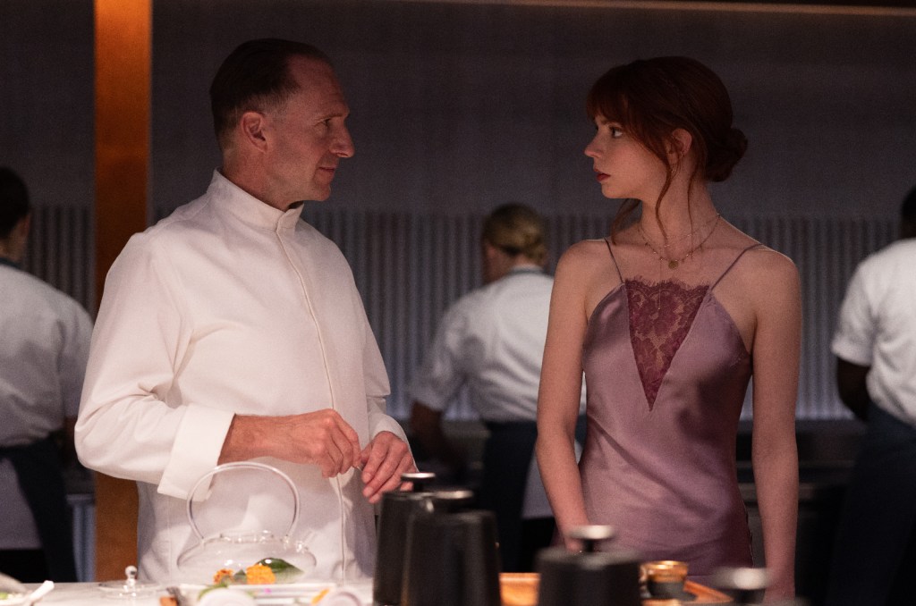 Ralph Fiennes and Anya Taylor-Joy in The Menu