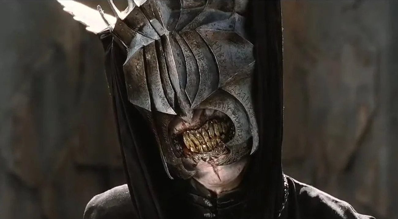 The Lord of the Rings:  Studios To Bring Back Sauron To The