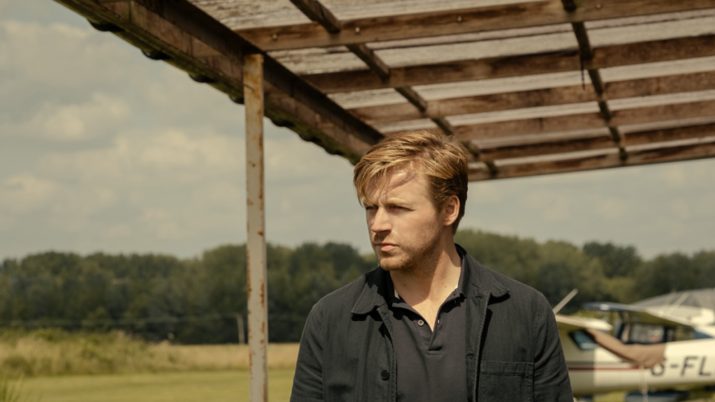 Jack Lowden in Slow Horses