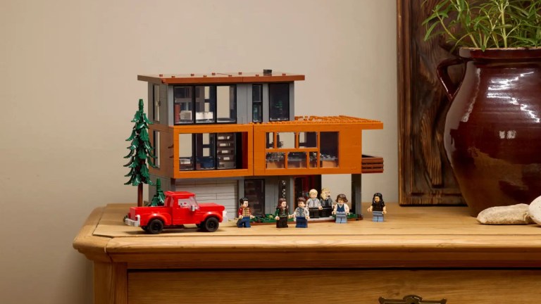 LEGO Twilight Cullen house set